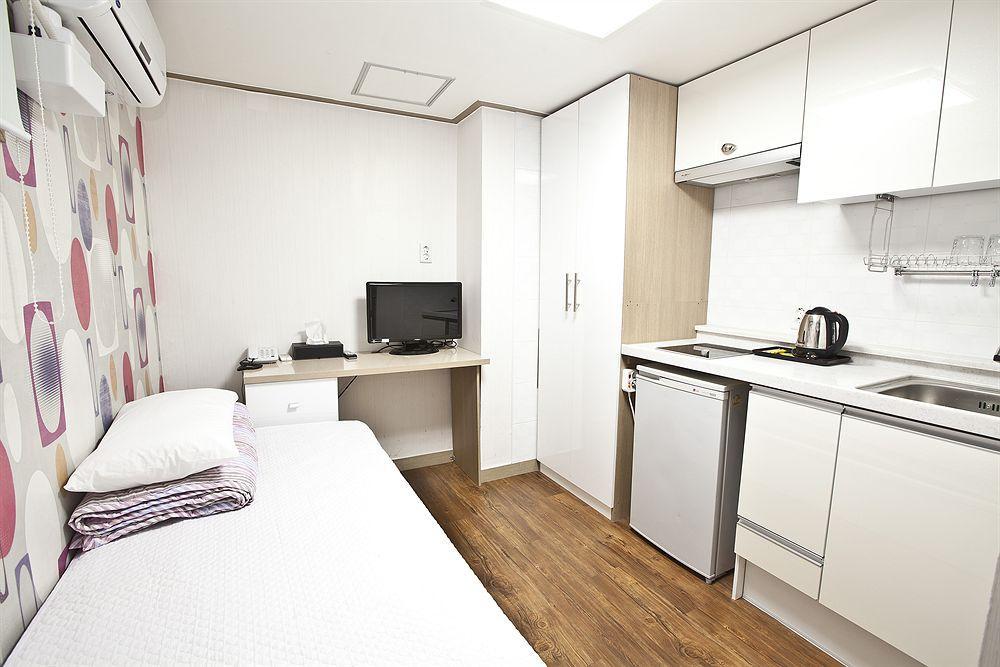 24 Guesthouse Edae Seoul Exterior photo