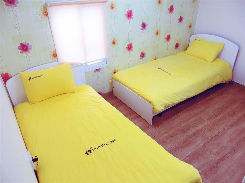 24 Guesthouse Edae Seoul Exterior photo