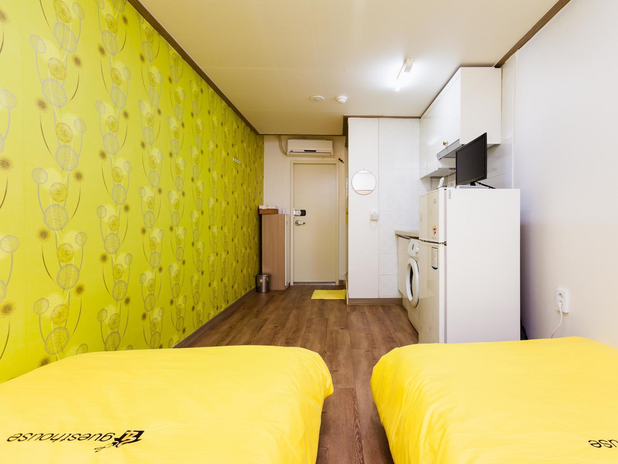 24 Guesthouse Edae Seoul Exterior photo