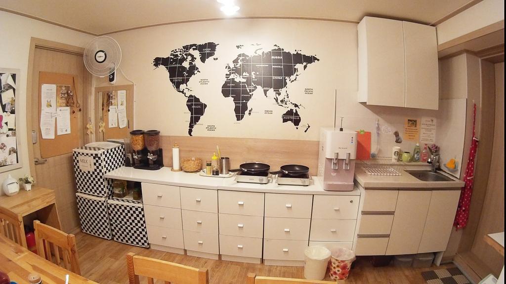 24 Guesthouse Edae Seoul Exterior photo